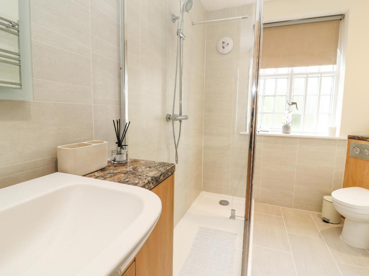 Springfield Cottage Рексем Экстерьер фото